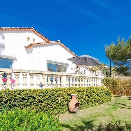 Holiday Terra Cotta Beach Front By Interhome